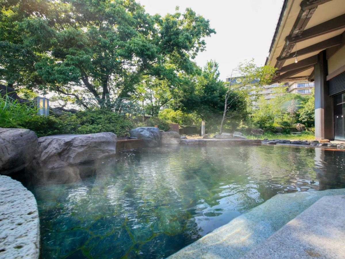 Hotel Yamashiro Onsen Miyabi No Yado Kaga Hyakumangoku Exterior foto