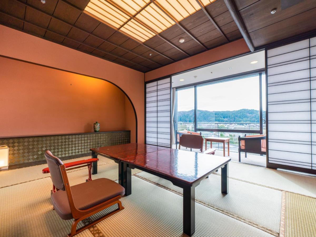 Hotel Yamashiro Onsen Miyabi No Yado Kaga Hyakumangoku Exterior foto